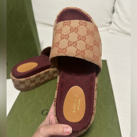 Gucci Canvas Ruggine Slides - Picture 9 of 11